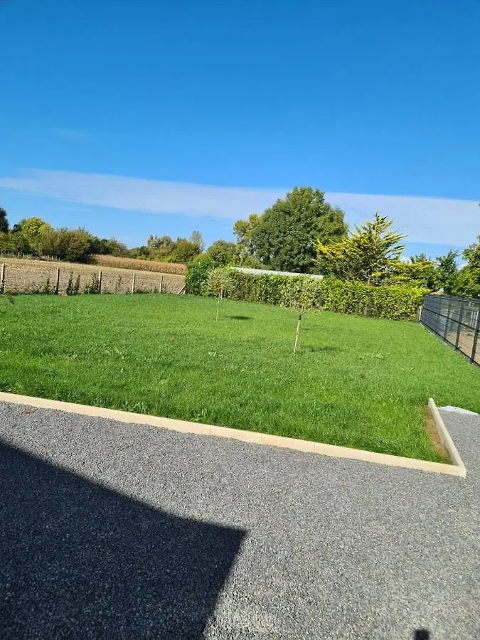 Le Petit Gite Du Mont Beauvoir  Beauvoir (Manche)